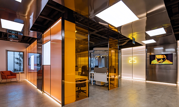 上海動漫公司辦公室裝修設(shè)計風(fēng)格