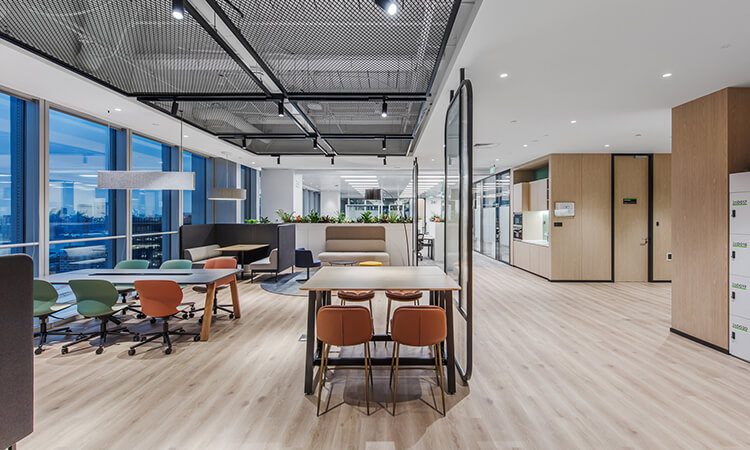 辦公室裝修設計環(huán)境效果圖